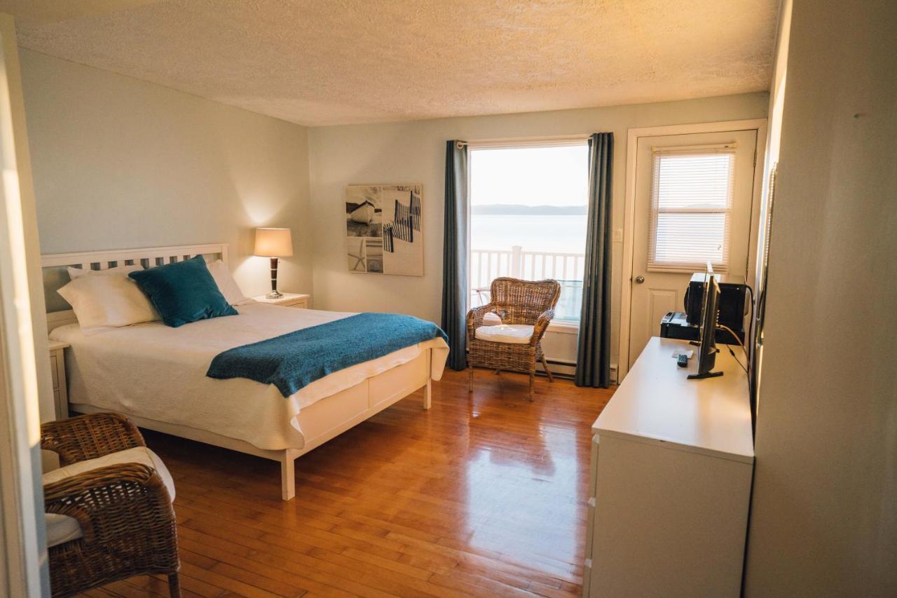 Auberge Sur Mer Notre-Dame-du-Portage Εξωτερικό φωτογραφία